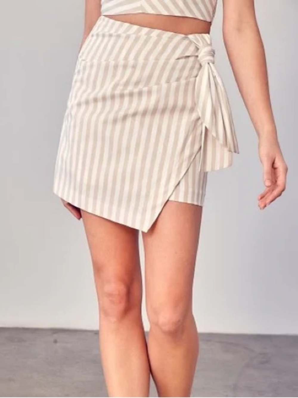 DO+BE Women’s Wrap Mini Skirt – New With Tags